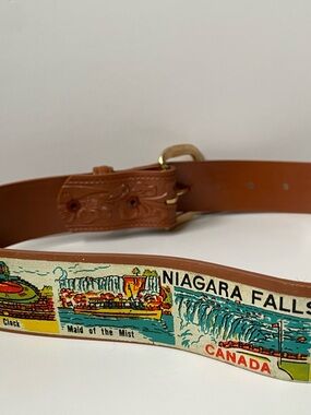 Vintage Novelty Plastic Leather Niagara Falls Canada Souvenir Tourist Belt